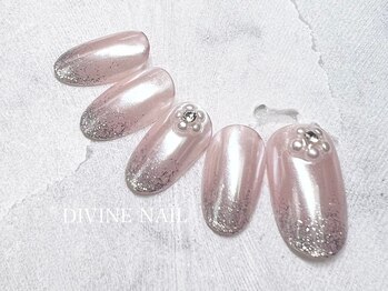 ディバイン ネイルズ(DIVINE NAILS)/ジェルアートやり放題