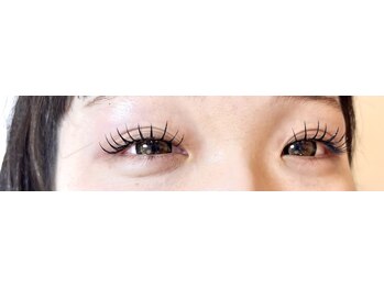 アヤネイルズ アンド アイラッシュ(AYA NAILZ.＆Eyelash)/ダブルフラット by Lana