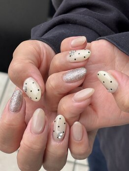 モアプラス(MORE ＋ plus)の写真/シンプルネイル・デイリーネイル・オフィスネイル・マグネット・ニュアンス、幅広いデザインを多数ご用意♪