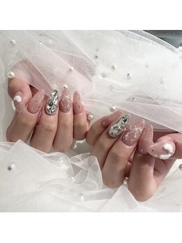 オーズネイル 天神本店(O's Nail)の写真/【天神駅出口すぐ】ご新規様オフ代無料♪3D・ストーン・パーツetc.付放題！お好きなデザインも思いのまま☆