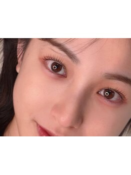 ナチュラル上品な目元にしたい