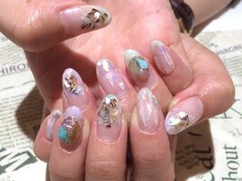 スタッフネイル