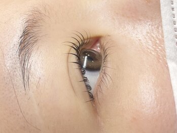 Kamibito東大阪店/マツエク/まつげパーマ/次回予約割の写真/自然に瞳を大きく魅せたい方は[まつ毛パーマ]！メイク時間の短縮で忙しい朝も楽に♪施術時間は60分☆