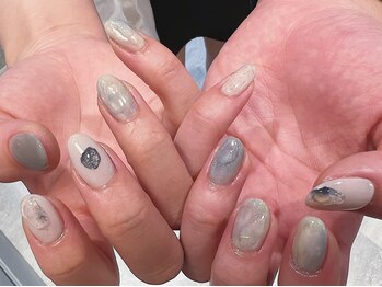 シー(Shhh...)/くすみブルー