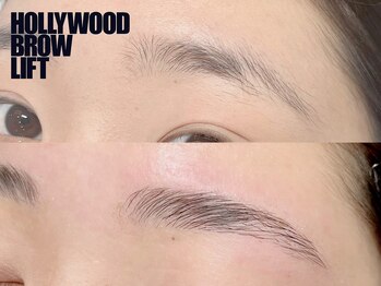 レビア(REVIA)/ハリウッドブロウリフト