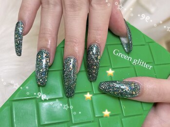 アリュール(Allure)/Green ラメ　ネイル