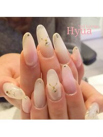 ３色チークネイル×ネックレス