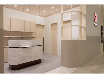 リコア 浦添パルコシティ(ReCORE)/受付・待合室