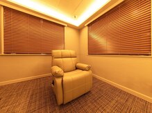 ドライヘッドスパ専門店 La HEAD　新宿西口/ヘッドスパ/肩こり/眼精疲労/ゆとりある特別な完全個室