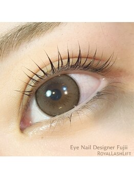 アイネイルデザイナーフジイ(Fujii)/ラッシュリフト