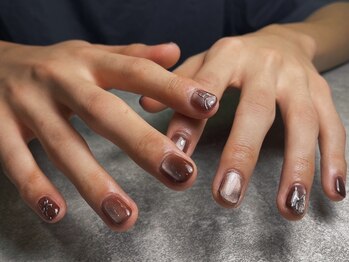 オムネイル 渋谷(HOMME NAIL)/マグネットネイル ¥7.100