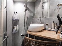 リノユー ビューティー(Lino U Beauty)の雰囲気（個室シャワールーム/メイクルーム完備ドライヤー、コテ◎）