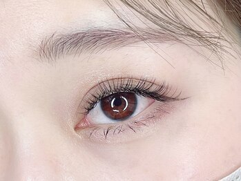 エクラ ひばりヶ丘(eclat)の写真/カウンセリングでまつげの生え方やクセを見極め、自まつ毛の状態を確認◎モチの良さが高評の実力サロン☆