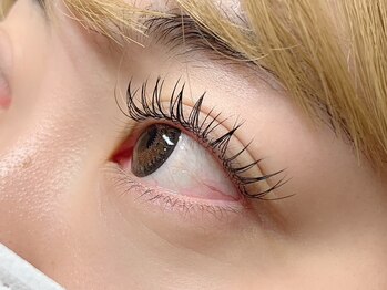 コム 草加マルイ店(com by neolive)/持続性◎フラットラッシュ