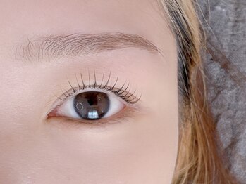 エミフィ(Emiphi)/