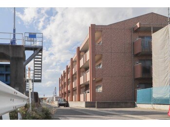 カシェット(Cachette.)/通りから見える外観です！