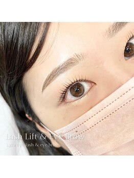 リラ(Lyra)/ラッシュリフト×アイブロウ
