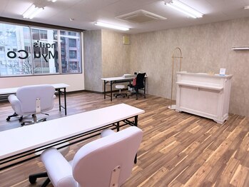 ネイルズミューコ 四谷三丁目店(nail’s MyuCo)