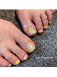 イエロー×グレー