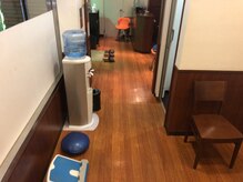 げんき堂整骨院 ゲンキプラス mina津田沼(GENKI Plus)の雰囲気（施術・更衣室・その他）