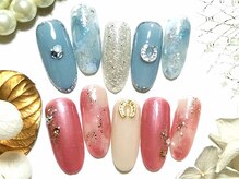 うま年☆ホースシューネイル　上￥8360　下￥7920