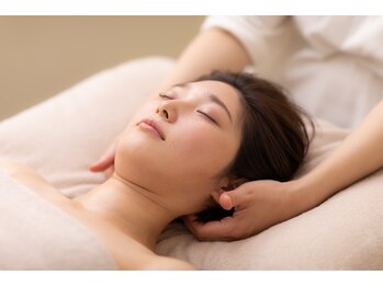 スーリル(Sourire)の写真/選べる!リラックス☆アロマリンパ+眼と頭 130分27250円→25450円/骨格調整+眼と頭 130分26350円→23350円
