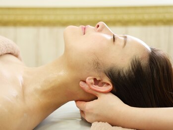 シェミー(CHEZ MEE)/エステサロンの極上ヘッドスパ