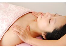 ロゼッタビューティー(Rosetta Beauty)/ブライダルエステでデコルテ磨き