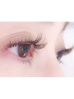 ナチュラル上品な目元にしたい