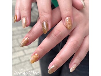 アニーアンドジーノ ウタヅ(Annie&Gino utazu)/ニュアンスネイル
