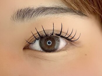 ウイル(uiru)の写真/〈オトナ可愛く♪〉自然な仕上がりで目元の魅力を引き立てる◇すっぴんでも可愛い目元に…＊