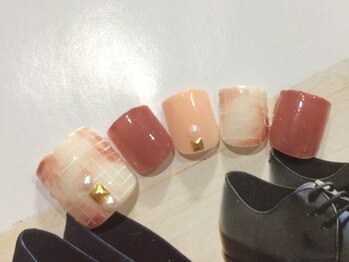 ネイルサロン リリオ(Nail Salon Ririo)/タイダイ柄ツイードフットネイル