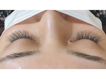 ベルシア ボディアンドアイラッシュ(Belsia)/フサフサ☆ボリュームラッシュ♪