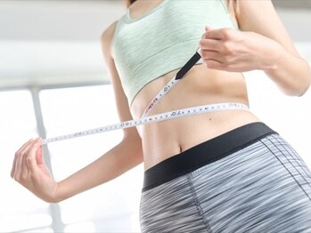 アワイズ(AY's)の写真/人数限定！！【最新美容整体】で骨盤・肩甲骨の歪みを解消し、理想のくびれへ！初回体験90分 ￥4400 ★