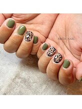 レッシュネイル サロンアンドスクール(RECH NAIL salon&school)/レオパード×カーキ