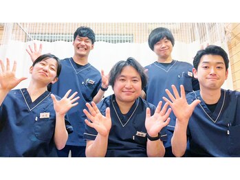 恵和整骨院/スタッフ集合写真