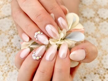 ネイルサロン ビジュードゥ(Nailsalon Bijoux doux)の写真/メンズからはもちろん同性からも愛される上品アートが豊富♪おでかけ前やデート前にご来店する方多数！！