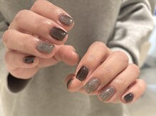 サンジュウヨン(34)/シアーブラックネイル