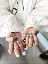 リリフリー(riri Free)/バイカラーネイル