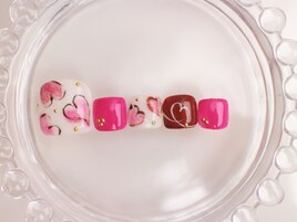 手描き　ハートネイル