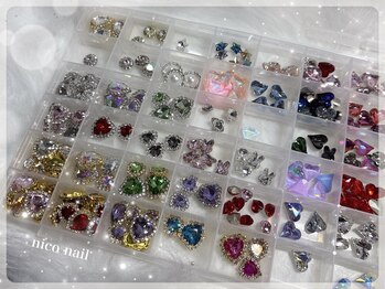 ニコネイル(niconail)/特殊パーツ~ハートVカット♪