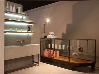 アロマ(A ROMA)/受付