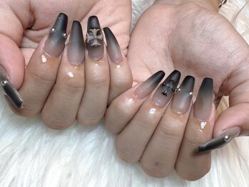 ネイルアウルビューティー(NAIL Aulu'b Beauty)/airbrush×black