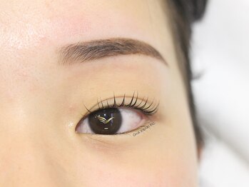 geNe 'n GRUS(ジーン アンド グルス)/上下まつ毛パーマ+美眉ケア