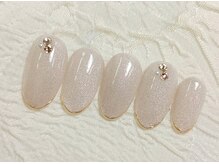 マーチ(March)/グレージュマグネットネイル