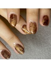 サイン(sin.)/ブラウンインクニュアンスネイル