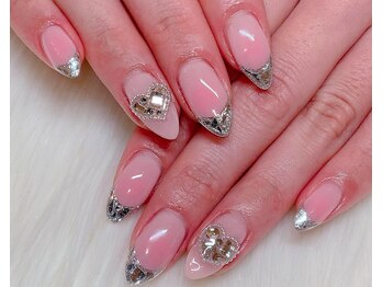 マルチューネイル 池袋(MARUCHU NAIL)/ガラスフレンチ