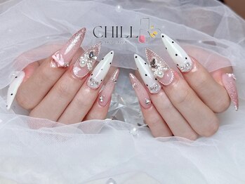 チル 大須店(CHILL)の写真/爪の形に自信がない…という方にもオススメ◎長さ出し&補強で理想の指先に♪豊富なネイルデザインあり☆