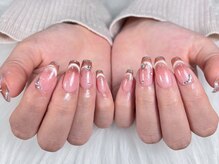 クイーンズ ネイル スタジオ(QUEENS NAIL STUDIO)/フラワー/アート/長さ出し