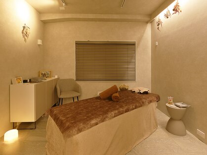 トゥルー(TRUE)の写真